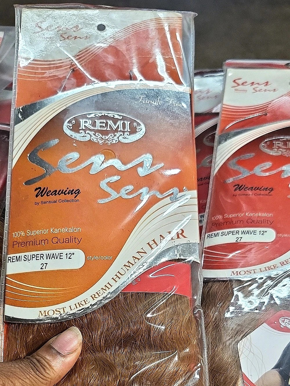 Remi Sens Remi Super Wave 12" Wavy Kanekalon Hair Extension in 27,30,27/613 NWT